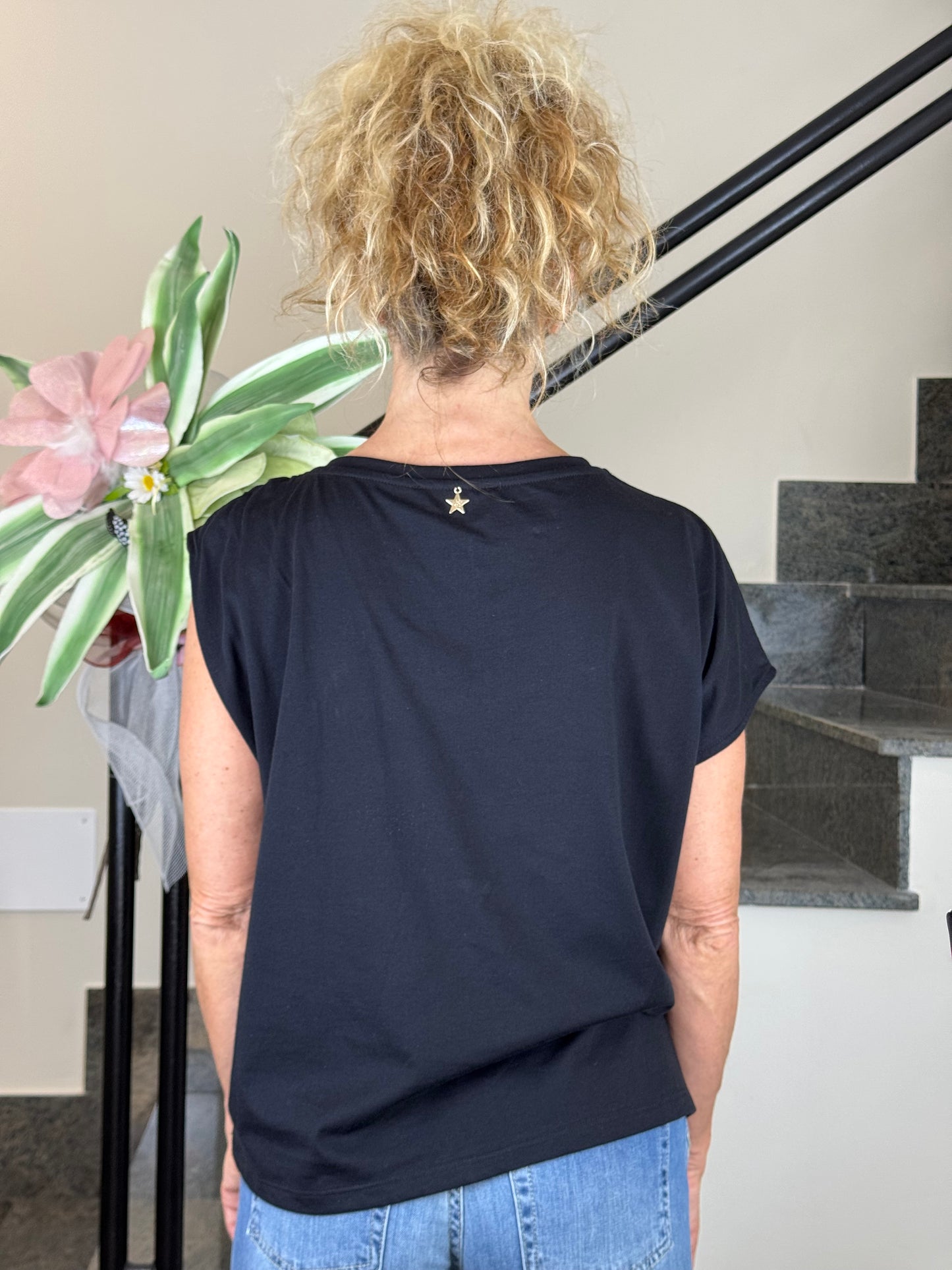 T-shirt Souvenir nera