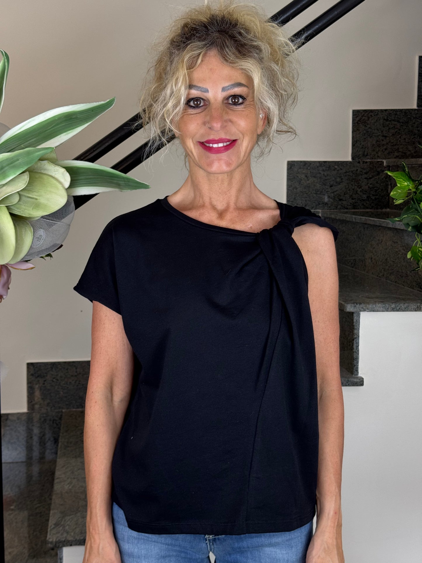 T-shirt Souvenir nera