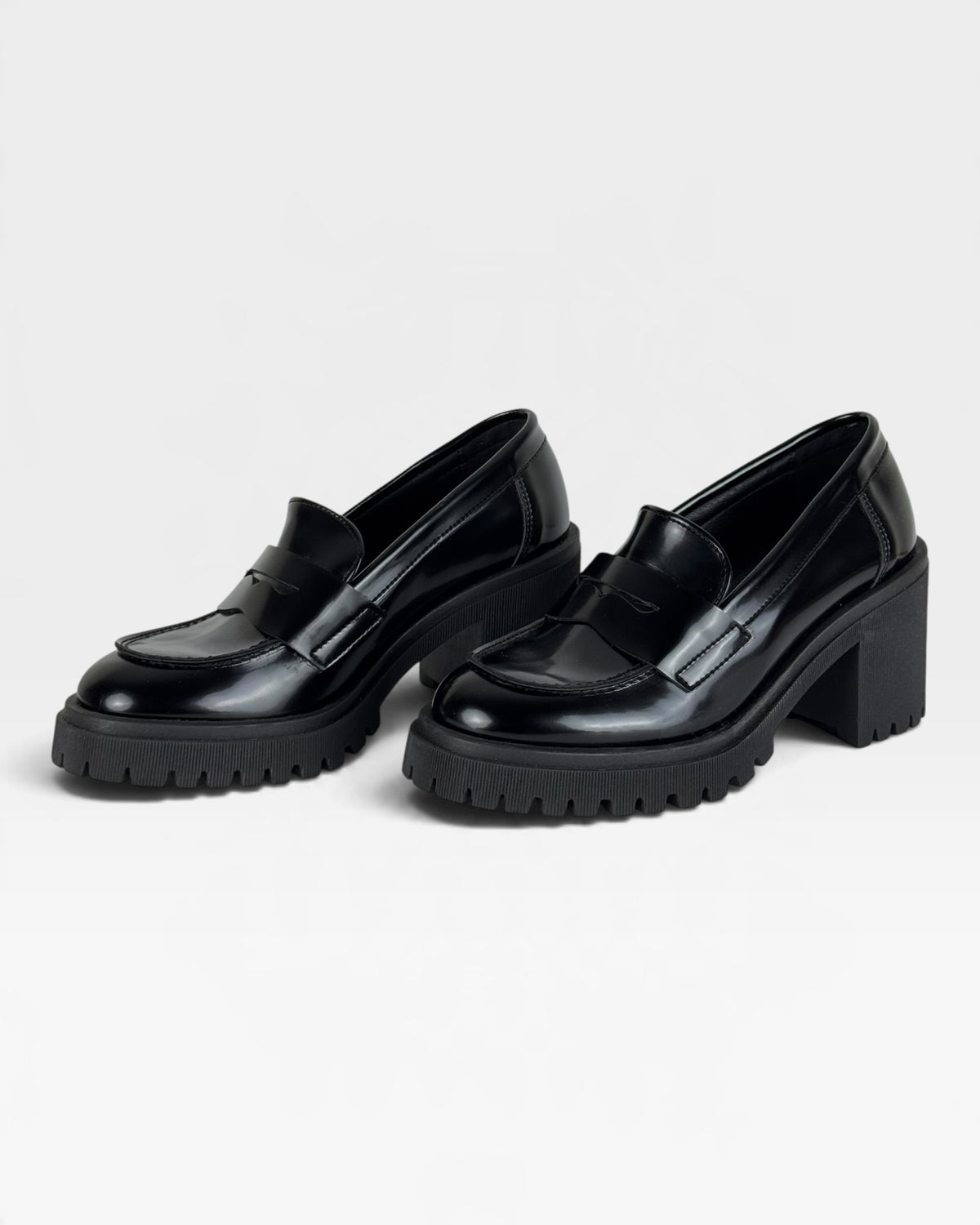 Mocassino donna nero in ecopelle – foto 2 di 3 – Vaccarelli