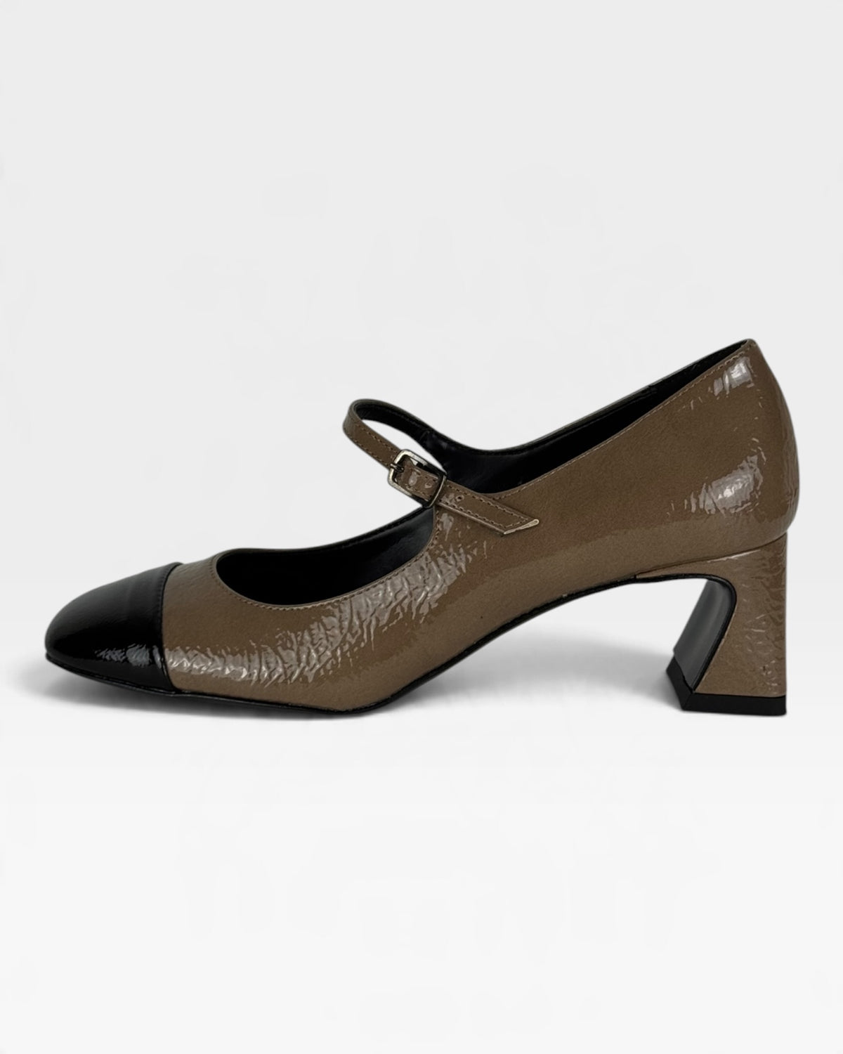 Mary Jane in ecopelle beige e nera – foto 1 di 3 – Vaccarelli