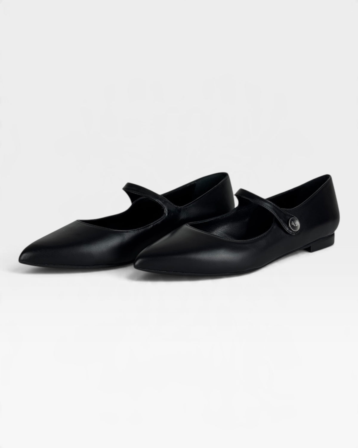 Ballerina in pelle nera con cinturino elastico – foto 2 di 3 – Vaccarelli