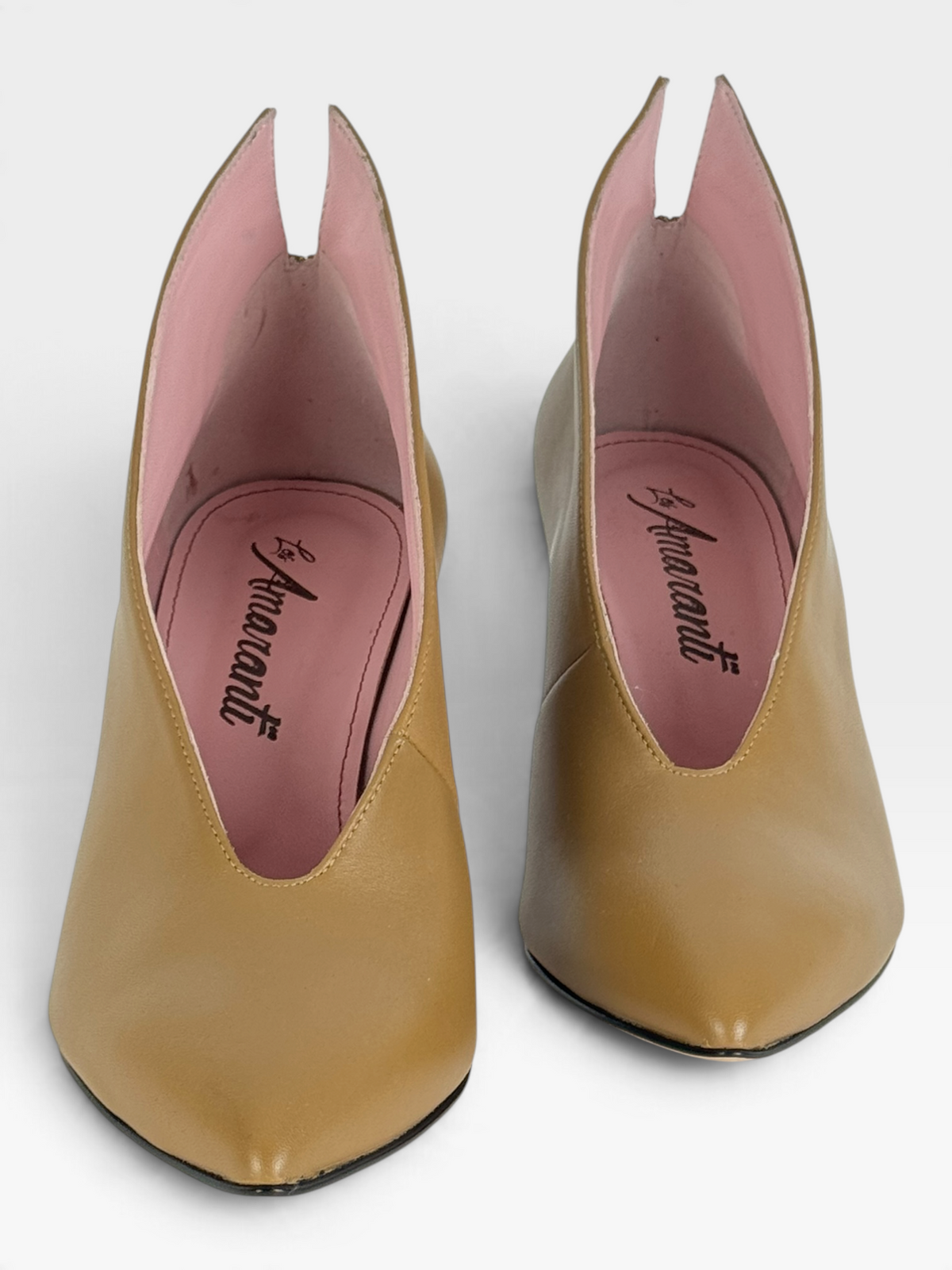 Décolleté ad ala di gabbiano in pelle color terra – foto 4 di 5 – Vaccarelli