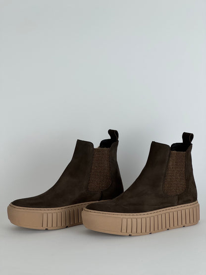 Stivaletto Chelsea in camoscio