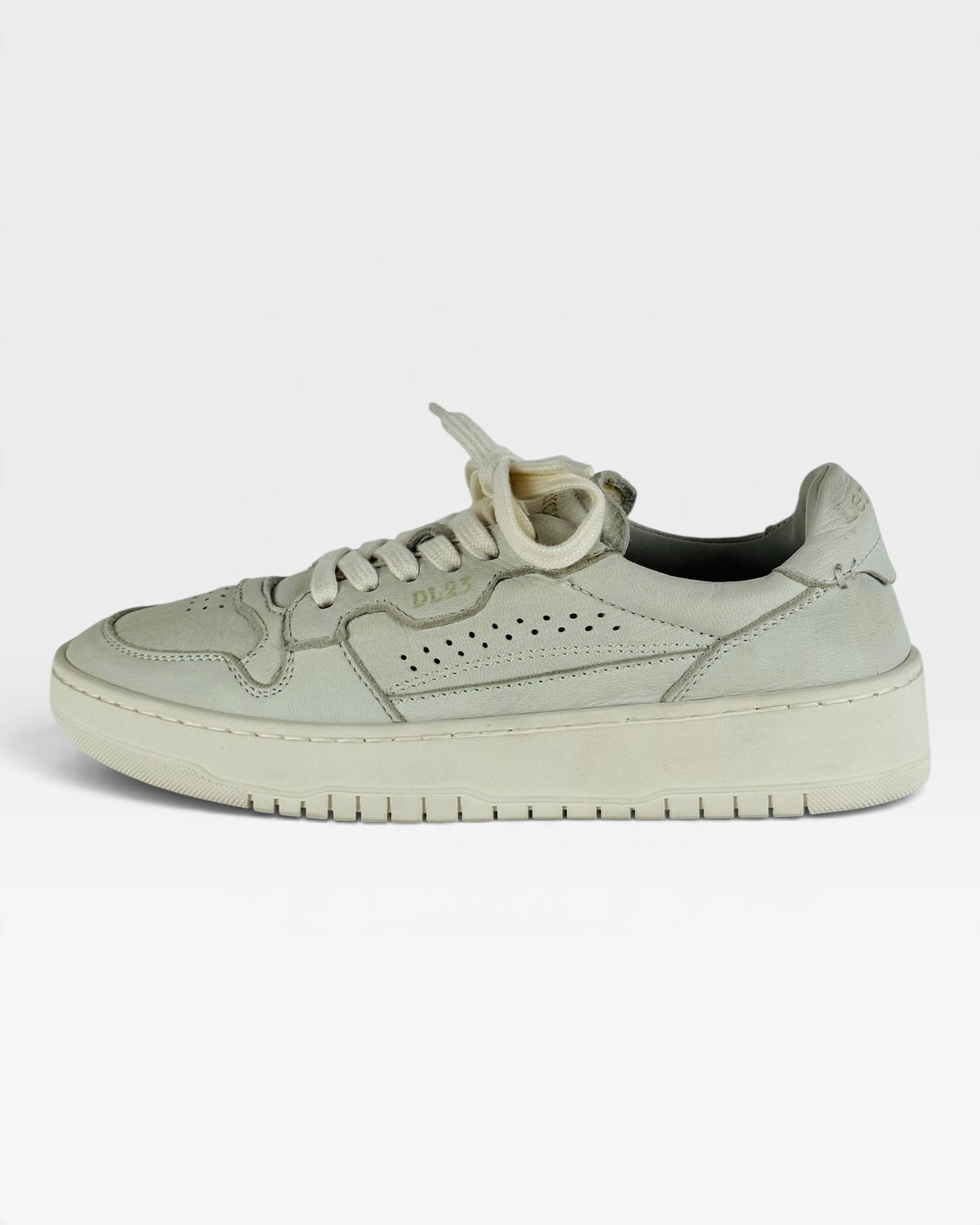 Sneaker donna in pelle di cervo color osso – foto 1 di 3 – Vaccarelli