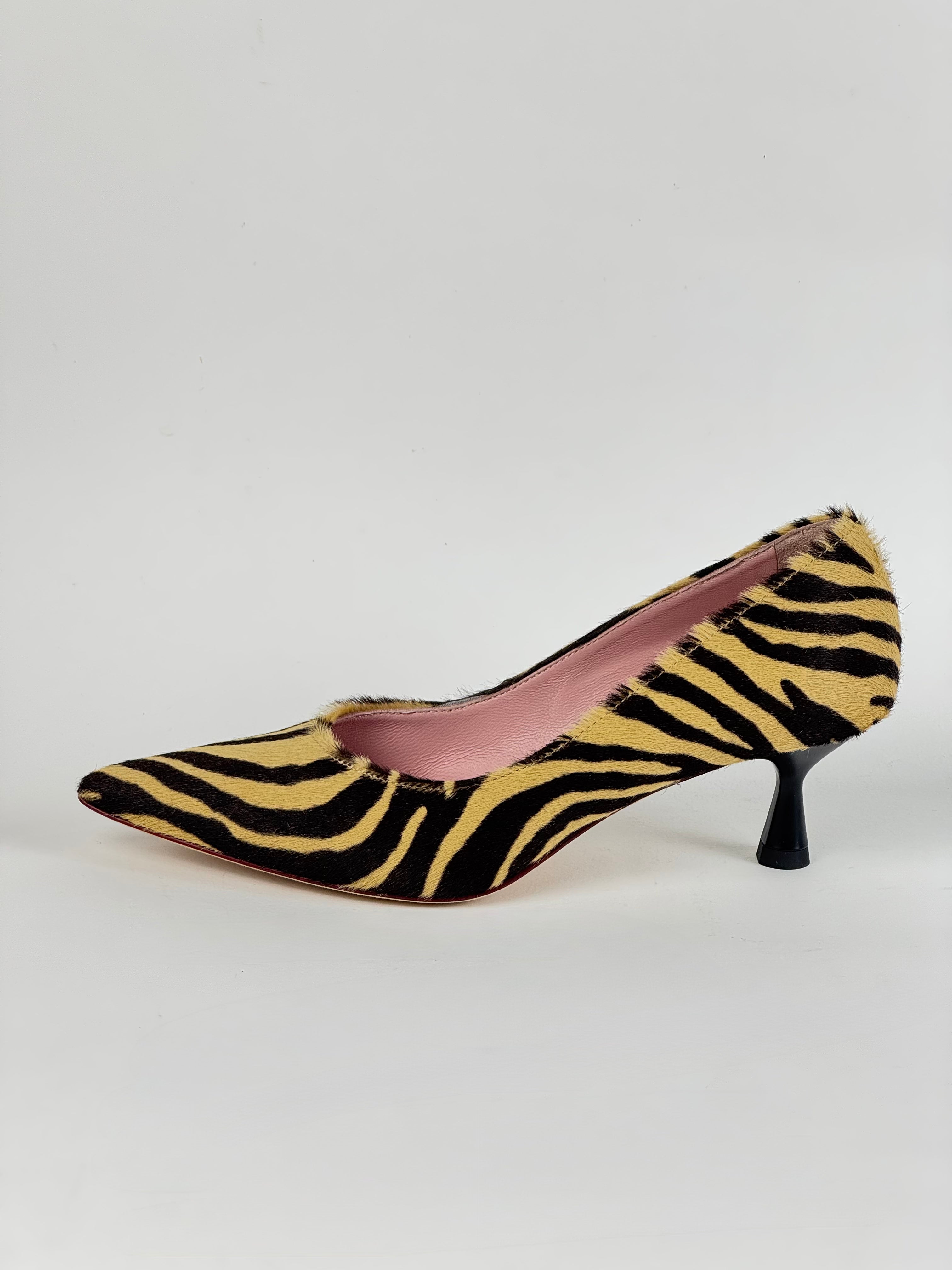 LES AMARANTI  cavallino zebrato